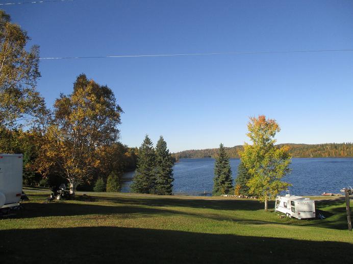 Catfish Lakefront Cabins & Campground 와와 외부 사진